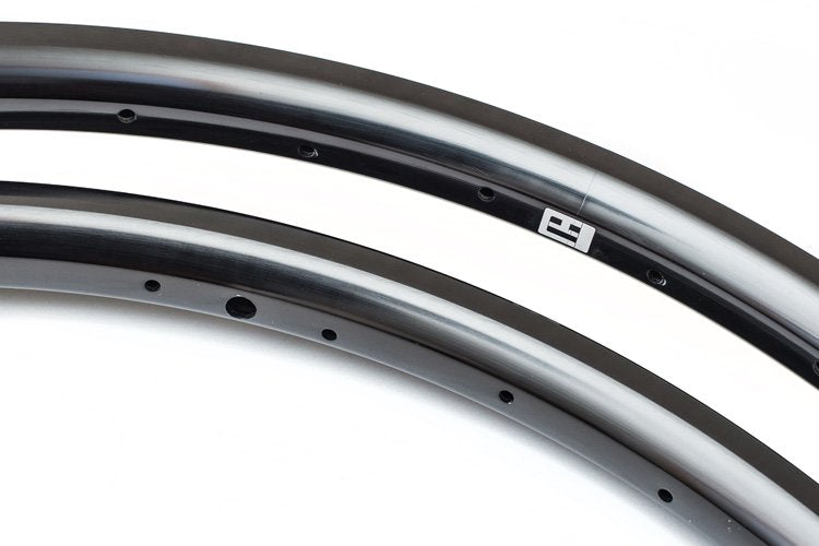 TB-RIM26 BLACK